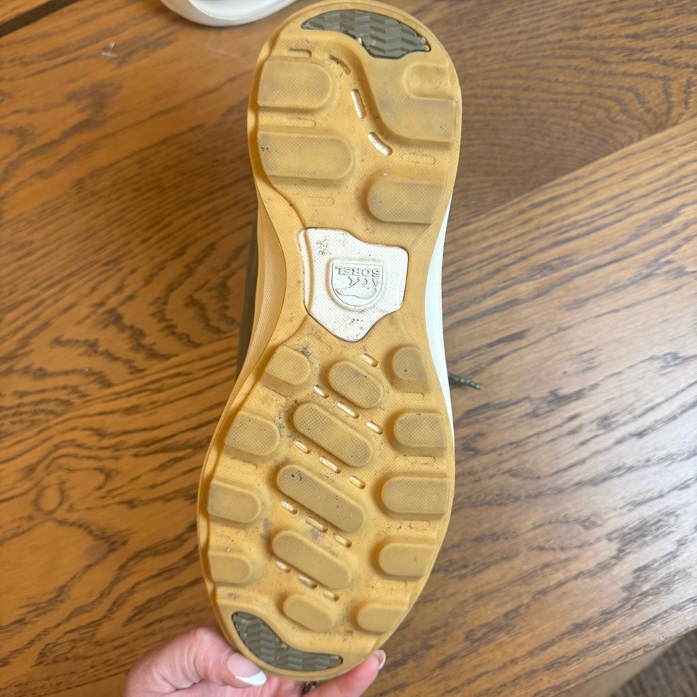 Sorel Women's Ona 53‎ Hiker  Olive High-Top Sneakers Boots hiking Women’s 9.5 - Picture 7 of 11
